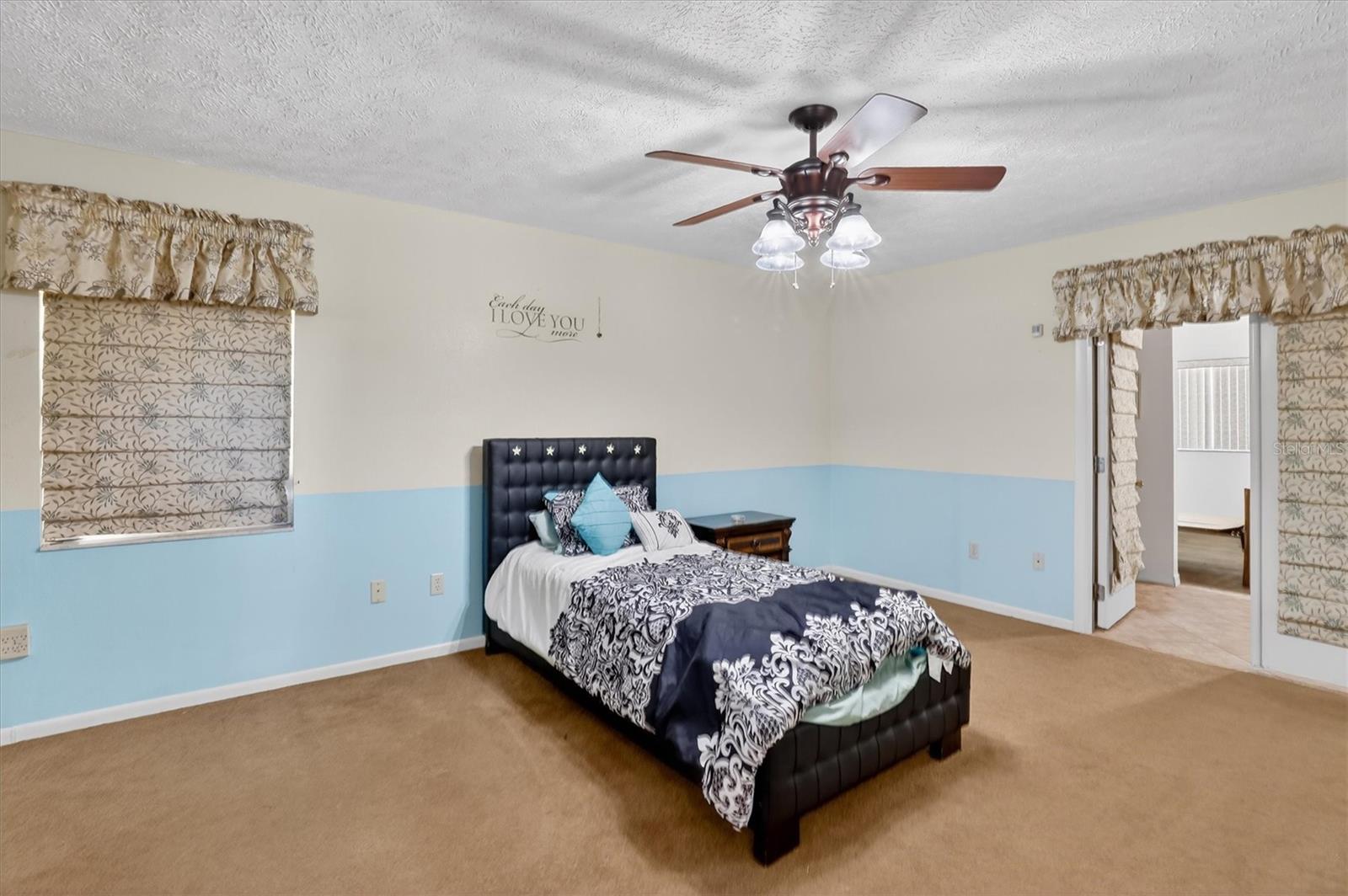 AVON PARK LAKES - Residential