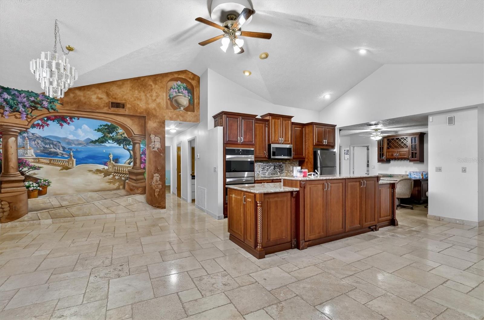 AVON PARK LAKES - Residential