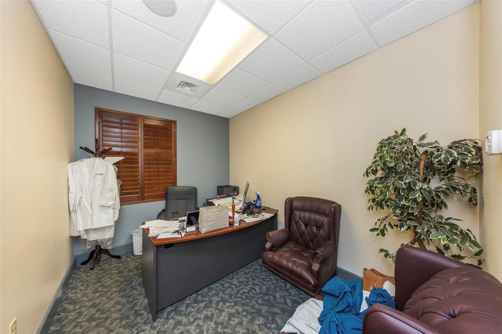 DREW PROFESSIONAL PARK - Commercial Sale