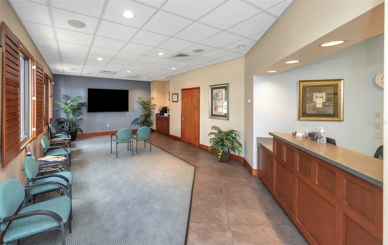 DREW PROFESSIONAL PARK - Commercial Sale