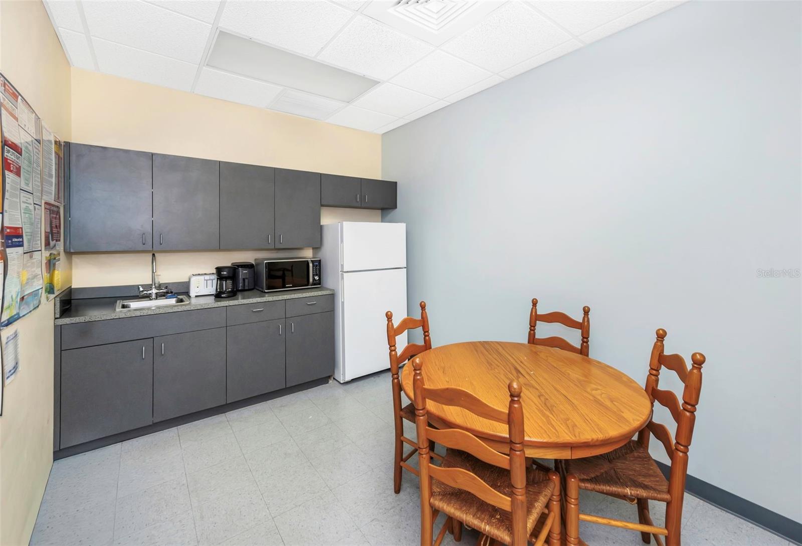 DREW PROFESSIONAL PARK - Commercial Sale