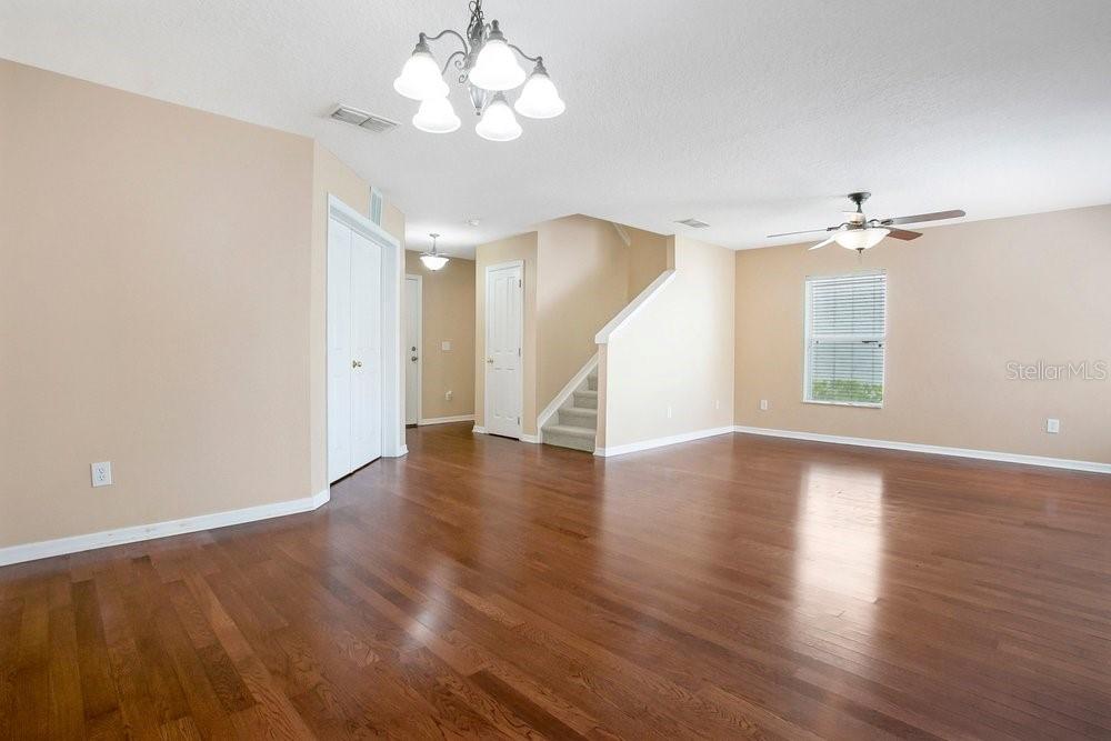 AVALON PARK VILLAGE 06 - Residential