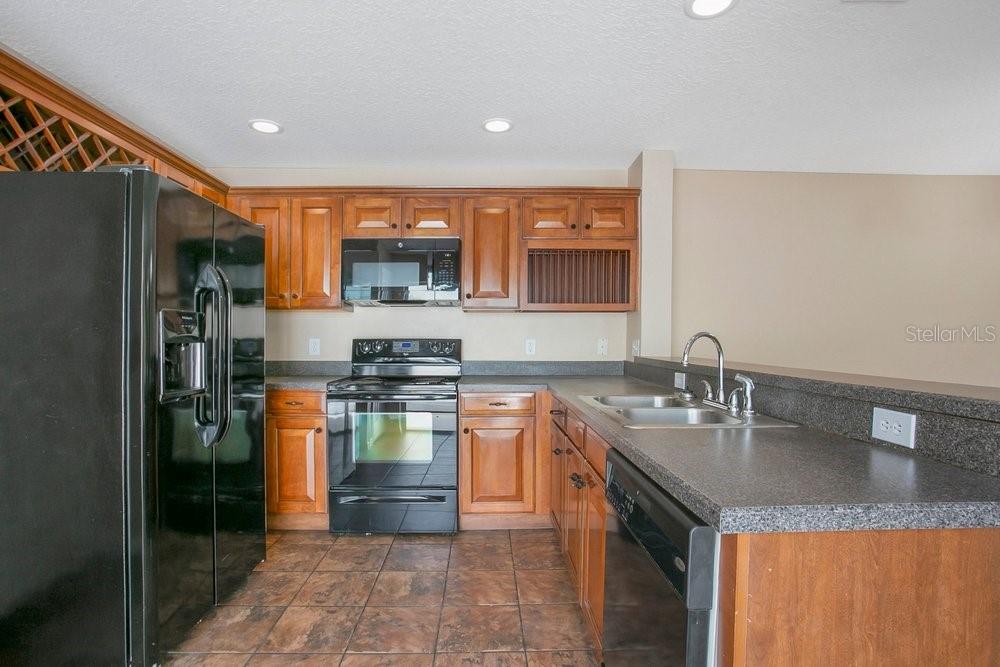 AVALON PARK VILLAGE 06 - Residential