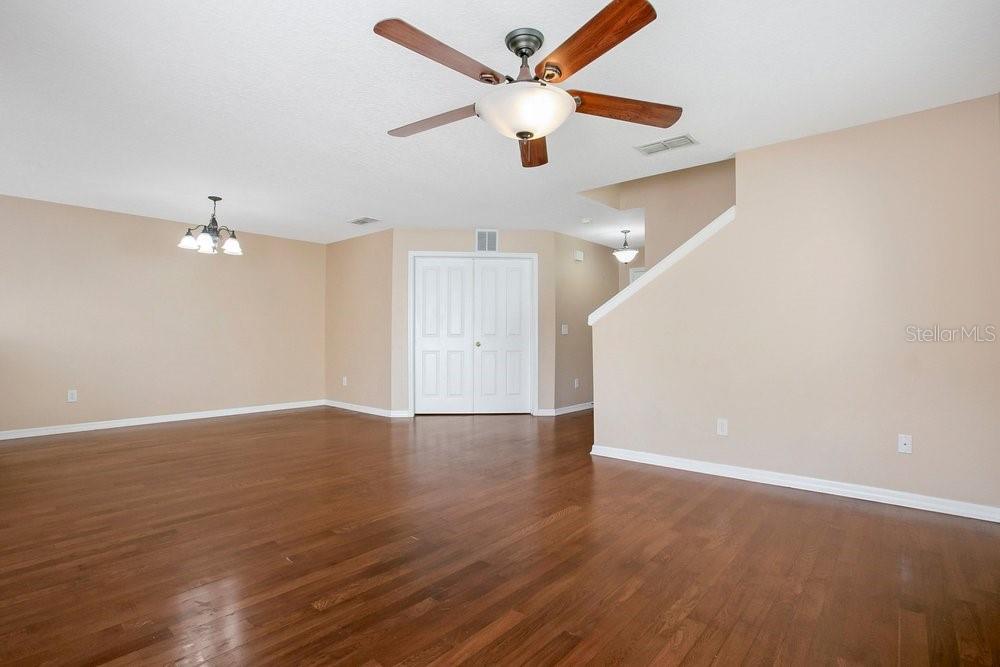 AVALON PARK VILLAGE 06 - Residential