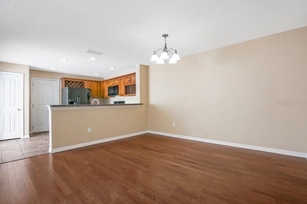 AVALON PARK VILLAGE 06 - Residential