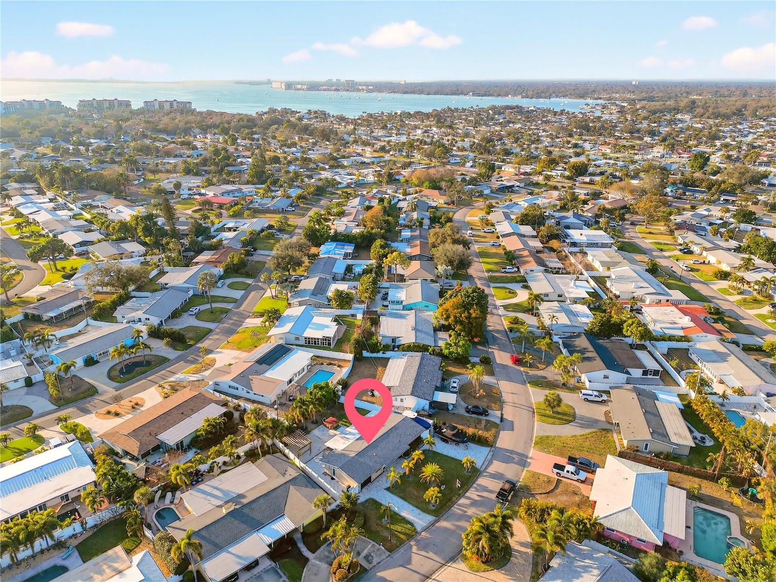MAXIMO MOORINGS - Residential