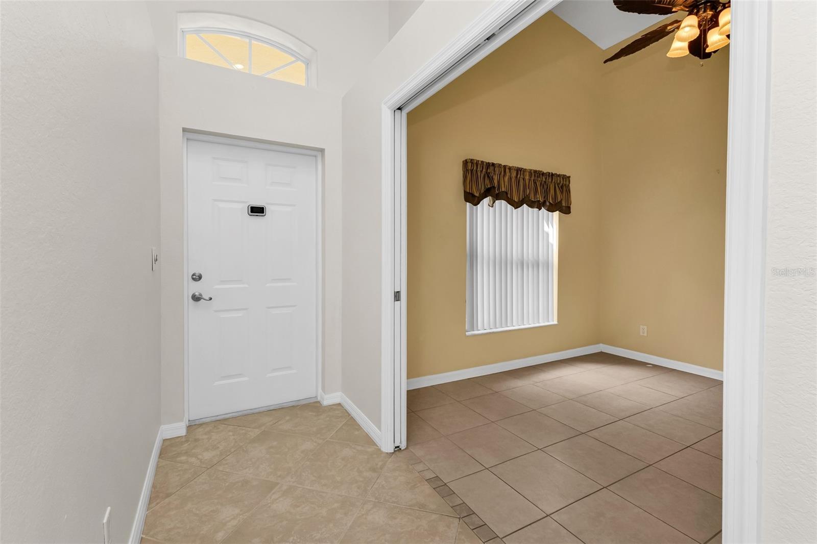 VILLAS BURNT STORE ISLES 01 - Residential