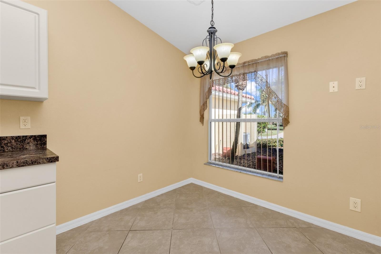 VILLAS BURNT STORE ISLES 01 - Residential