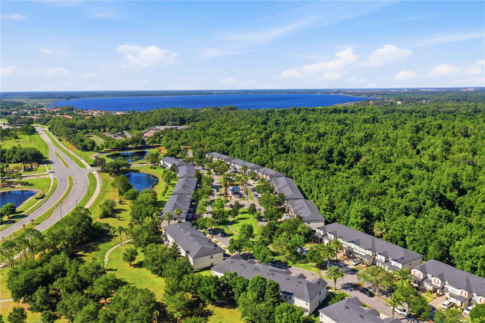 MOSS PARK COMMONS - Residential