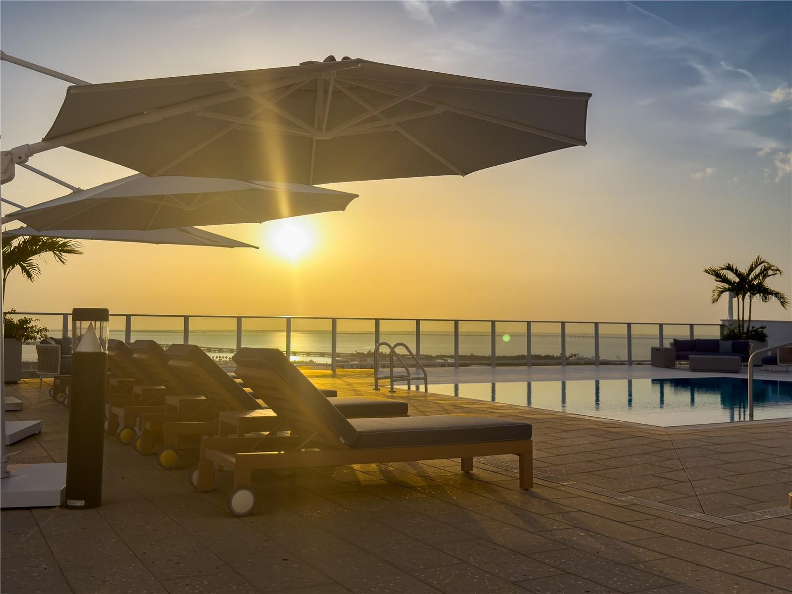 WESTSHORE YACHT CLUB, AQUA TOWER 1 - Residential