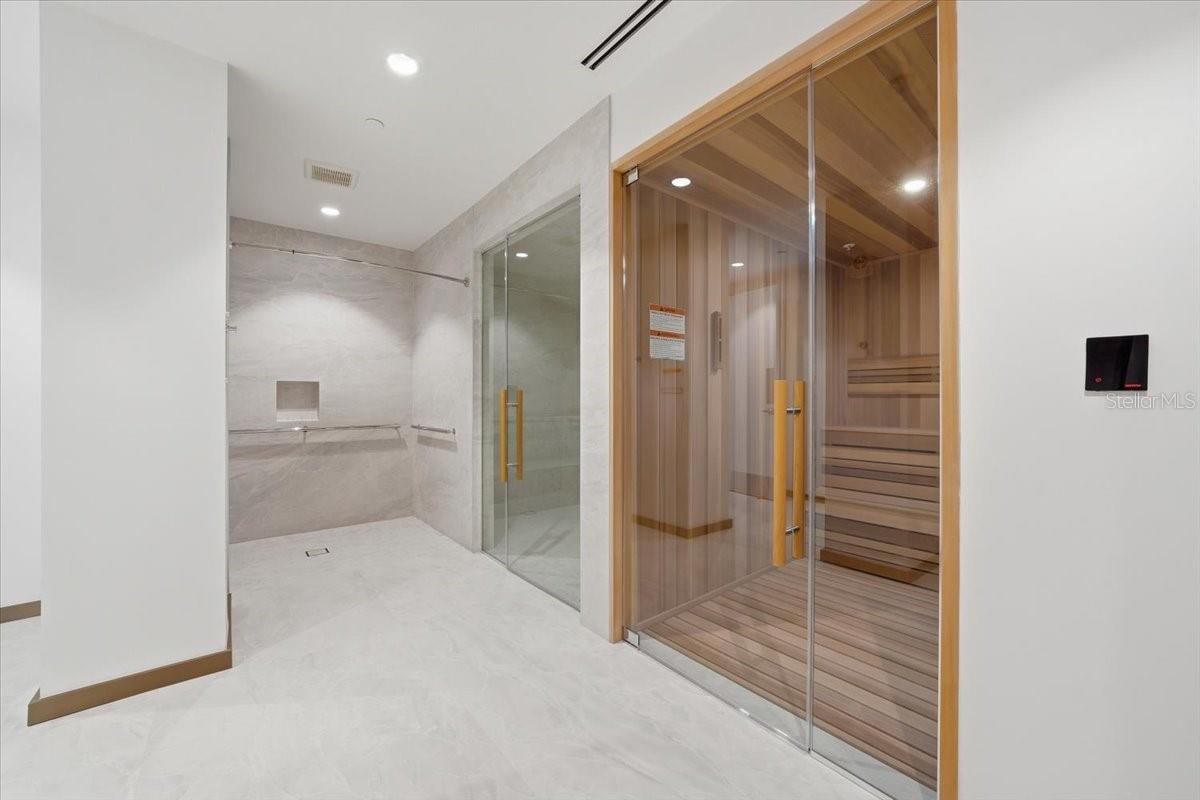 WESTSHORE YACHT CLUB, AQUA TOWER 1 - Residential