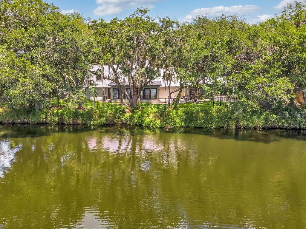 LAKE SIENNA - Residential
