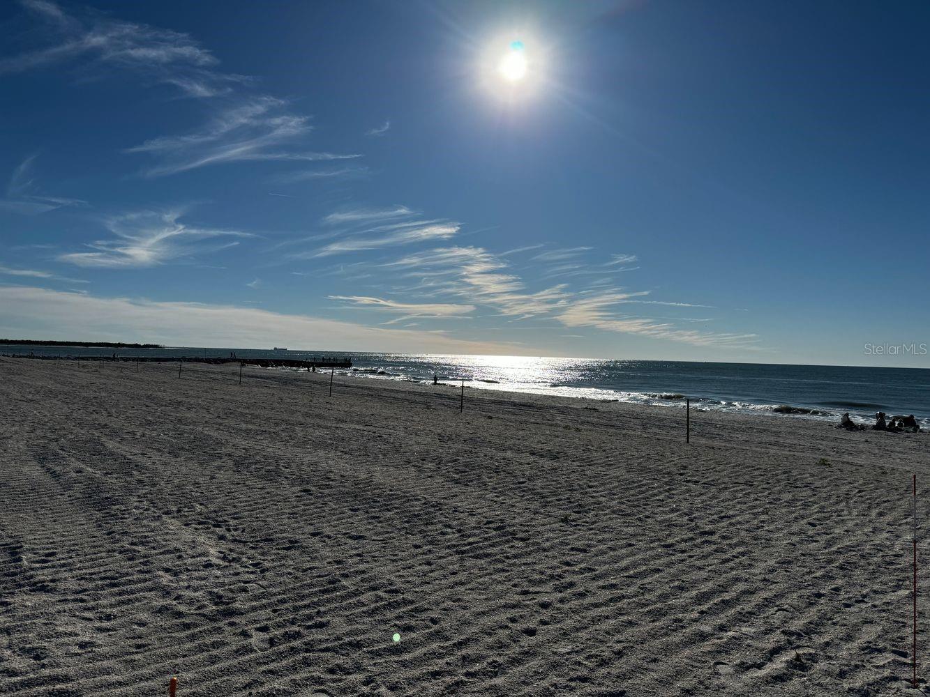 MOREY BEACH - Land