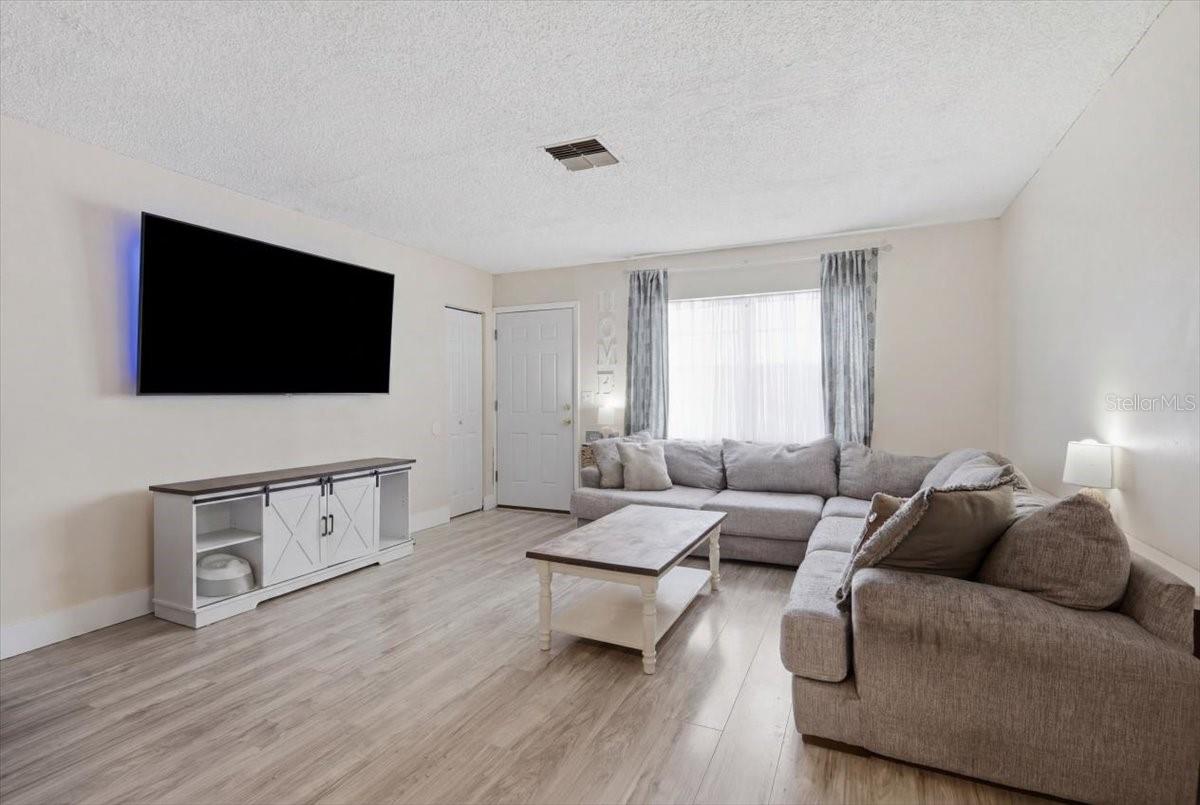 MEADOWS - Residential