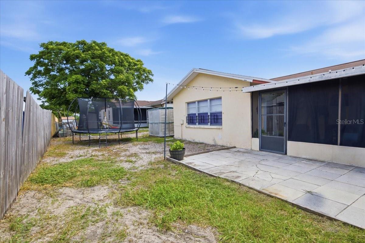 MEADOWS - Residential
