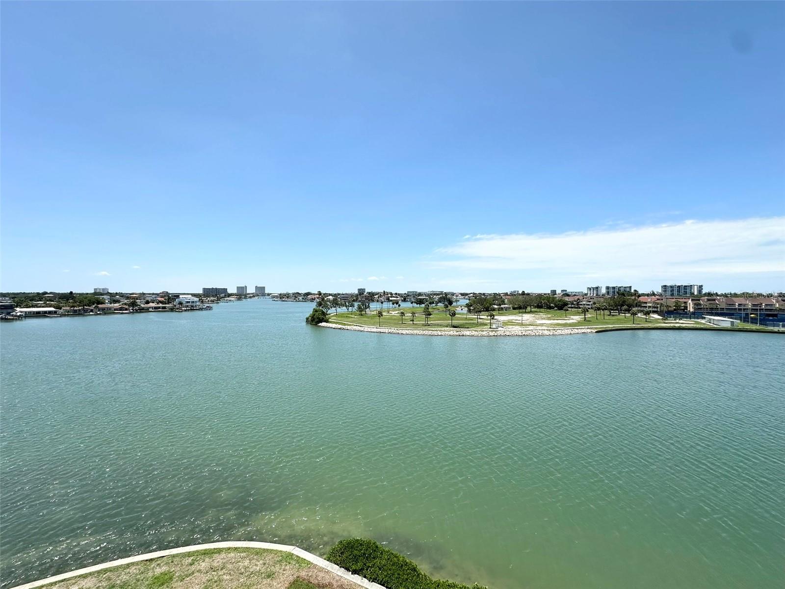 TREASURE ISLAND TENNIS & YACHT CLUB - Residential Lease