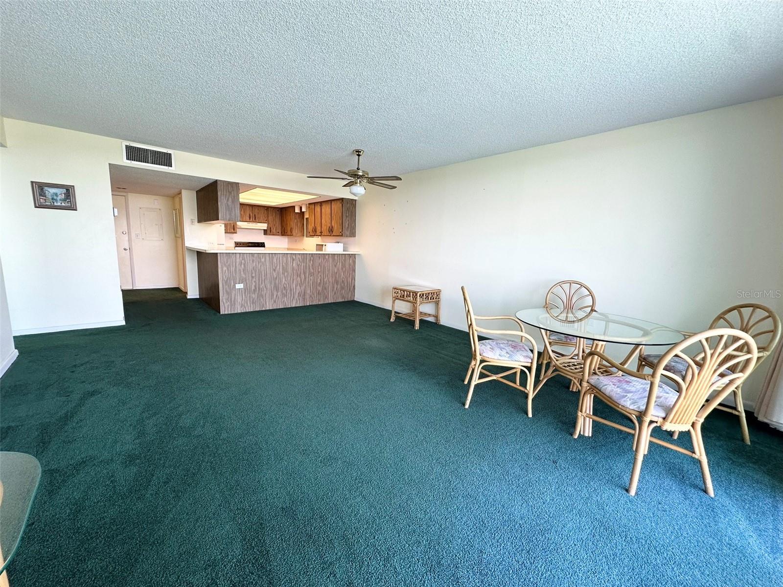 TREASURE ISLAND TENNIS & YACHT CLUB - Residential Lease