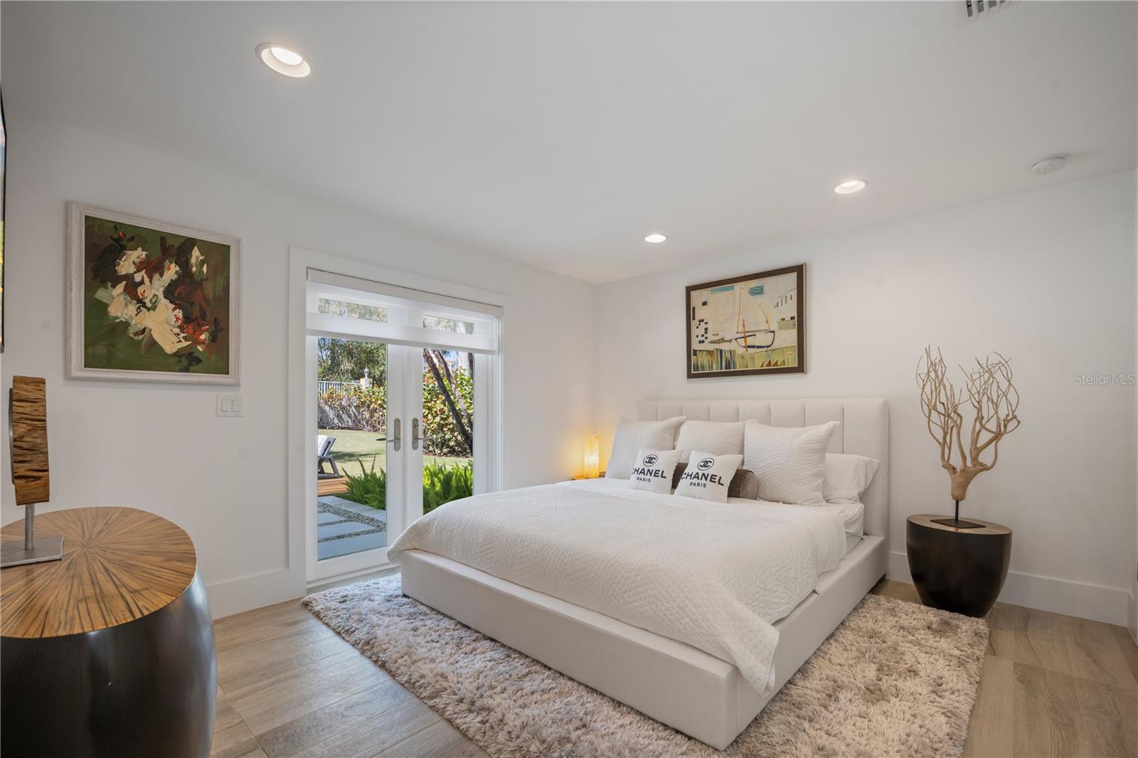 INLET VILLAS - Residential