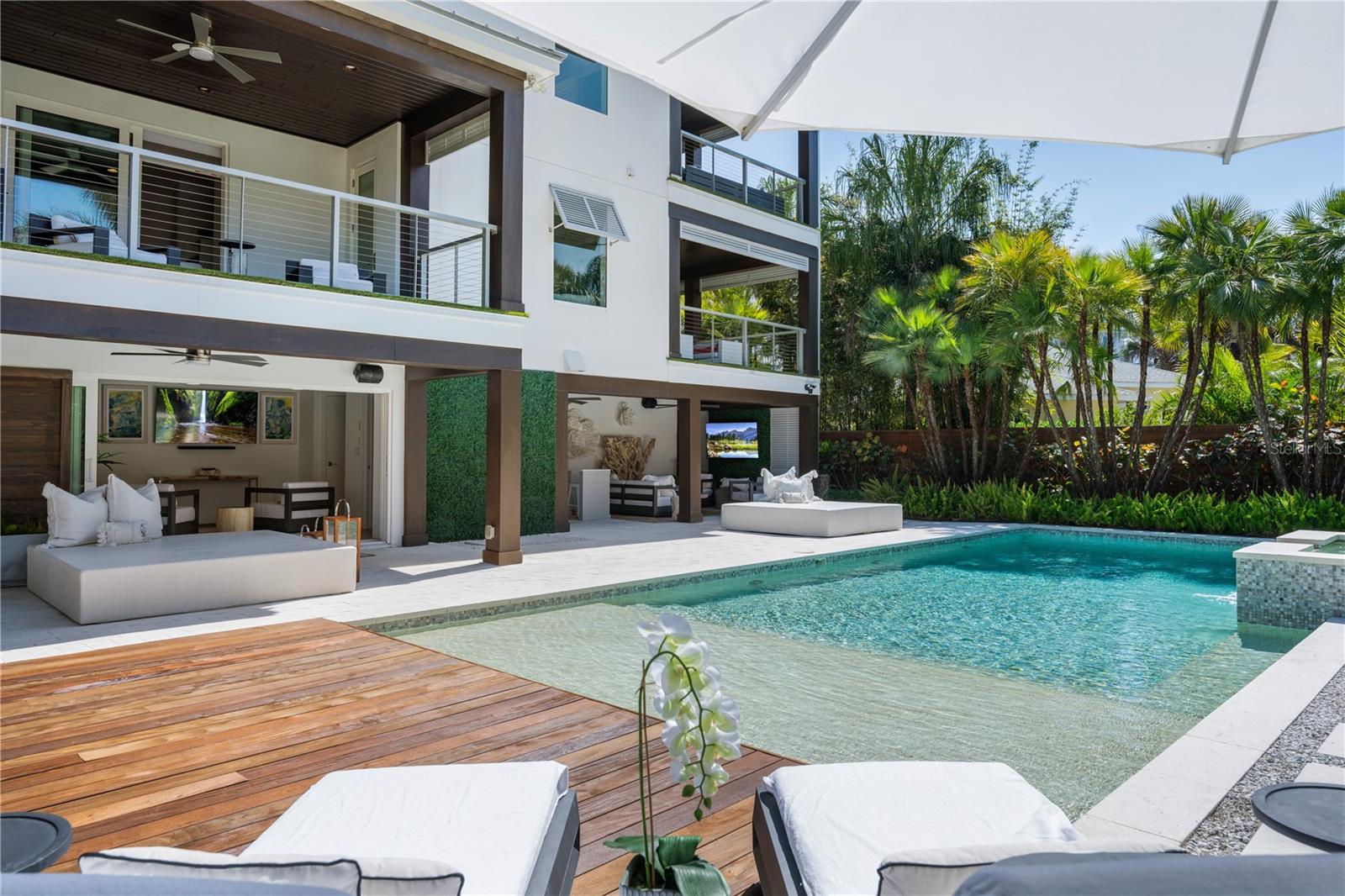 INLET VILLAS - Residential