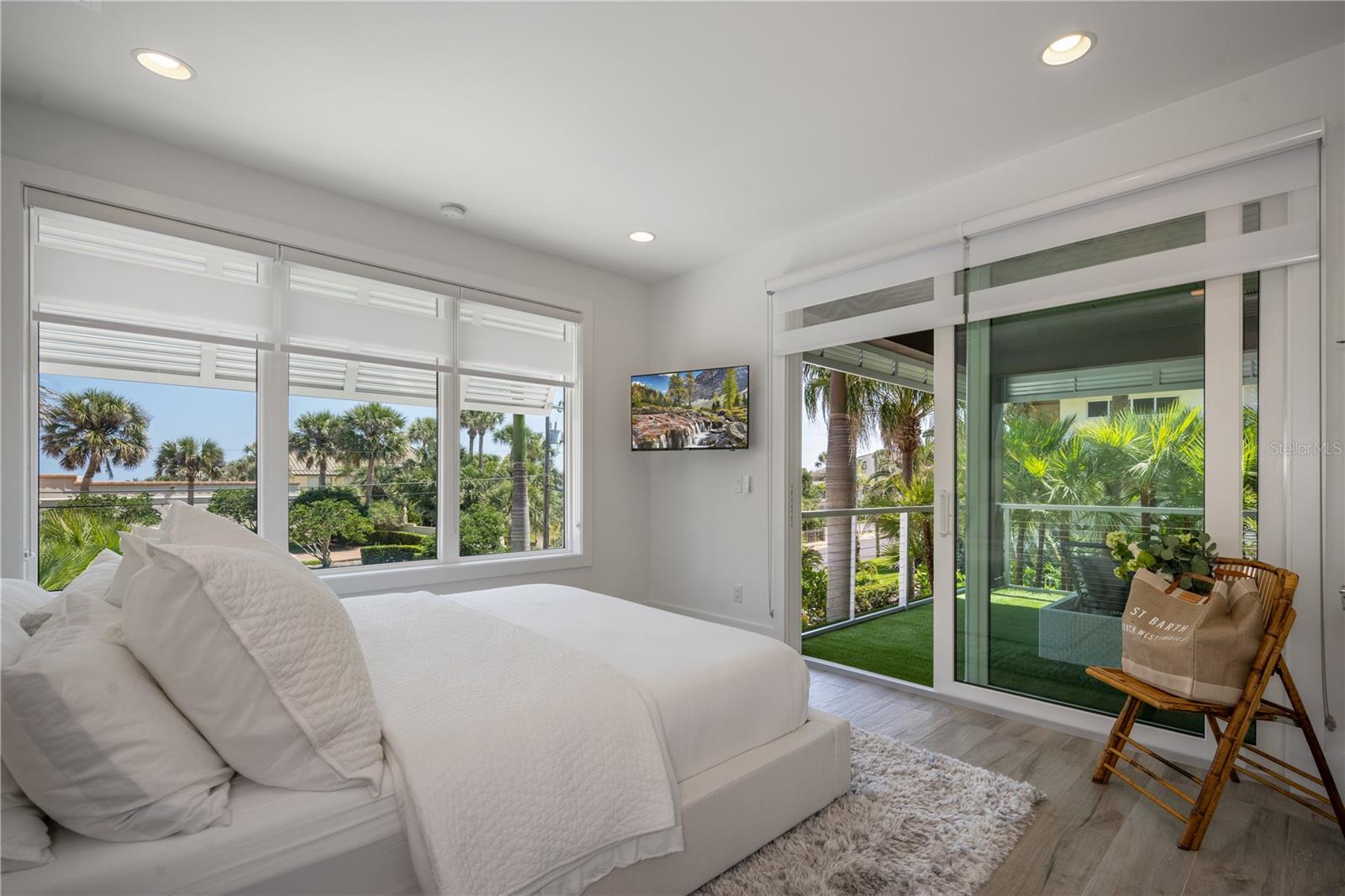 INLET VILLAS - Residential