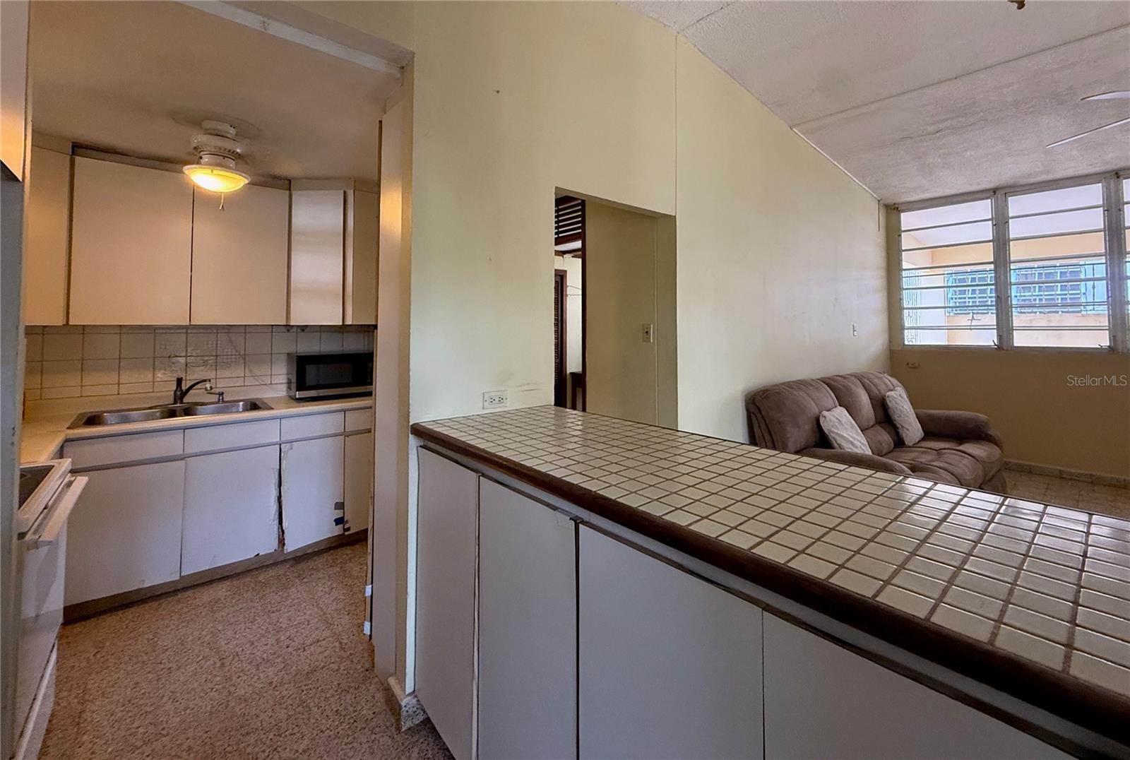 URB. COLLEGE PARK - Residential