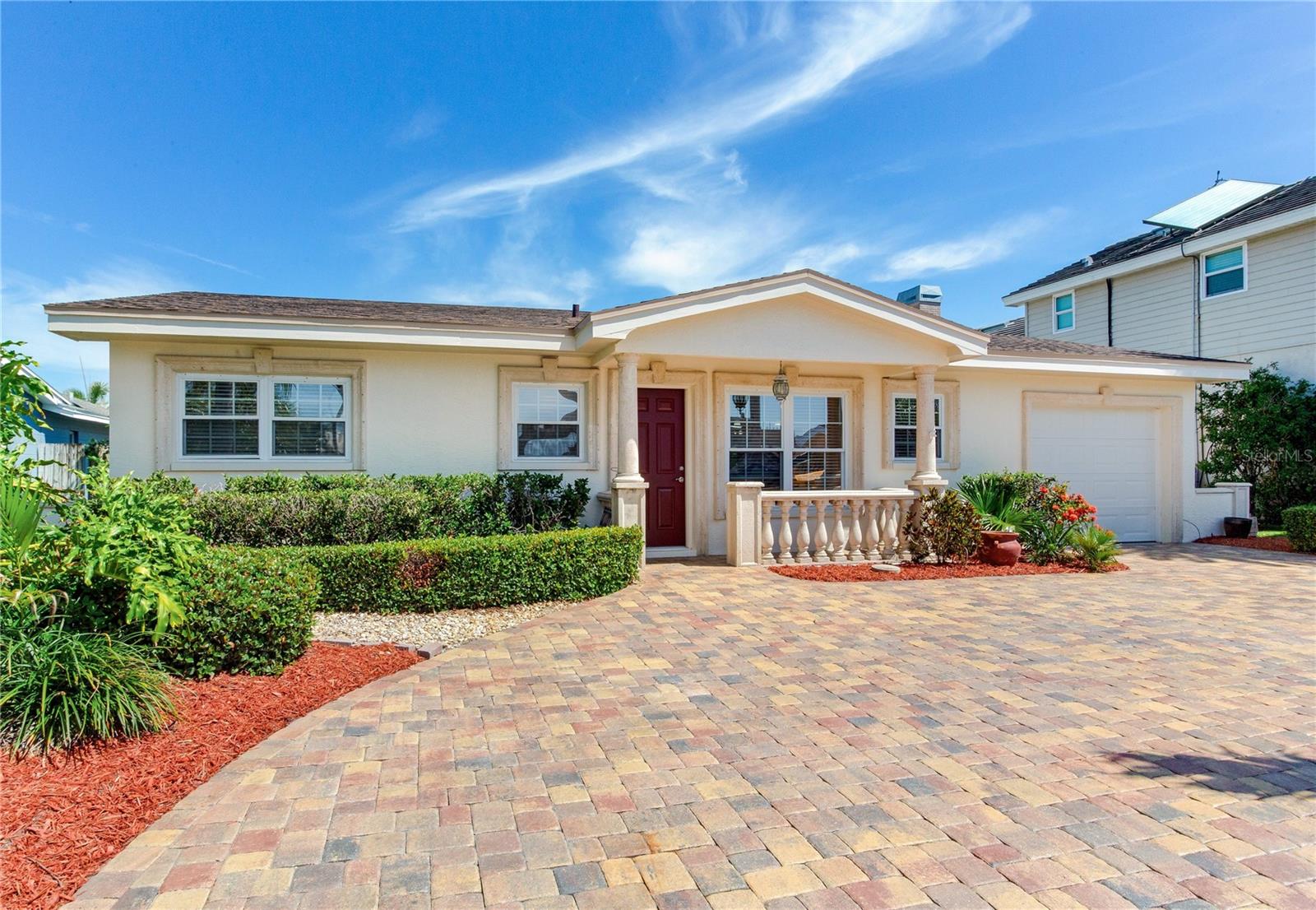 SUNRAY BEACH HOMES - Residential