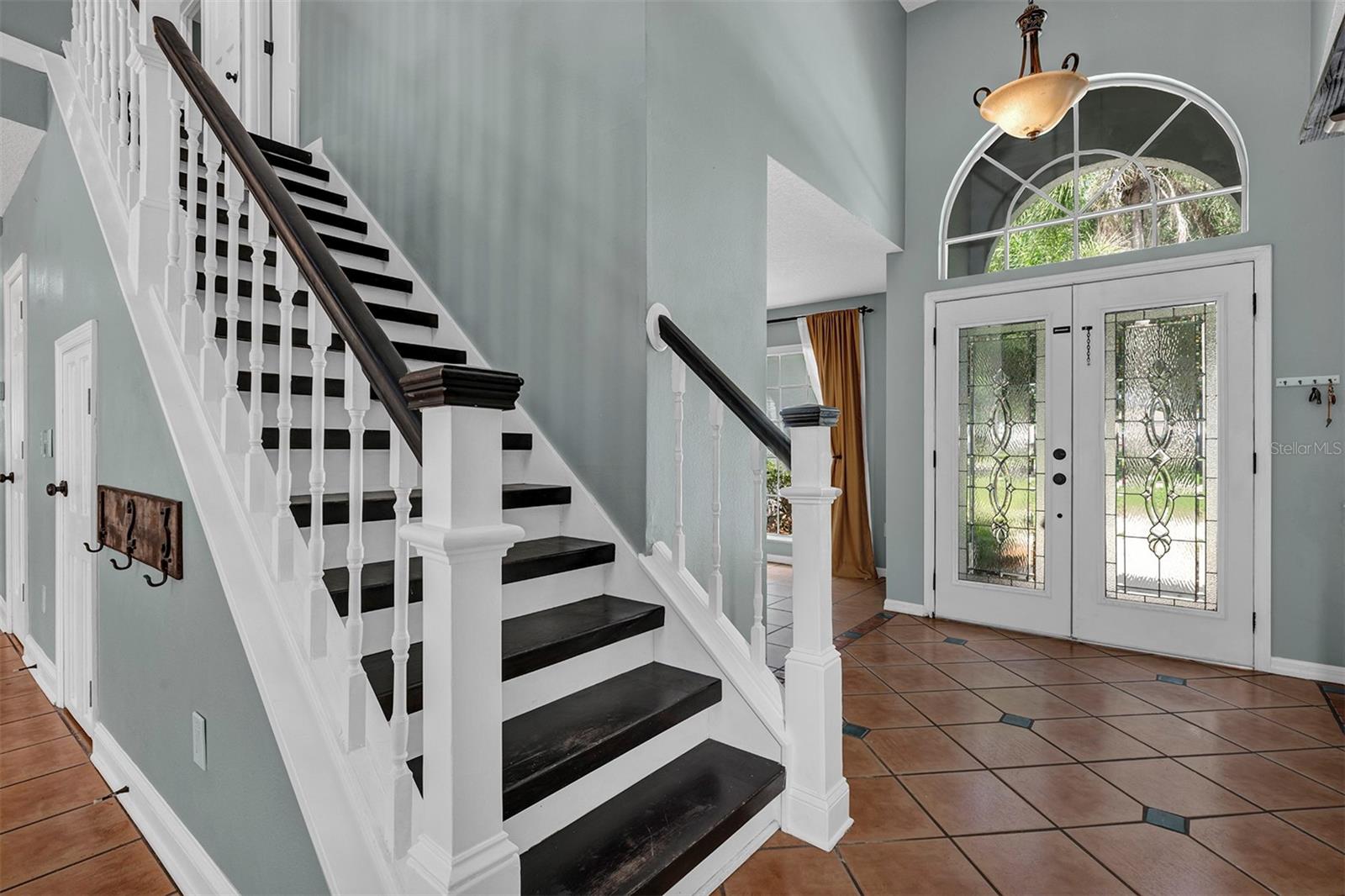 BENTLEY WOODS - Residential