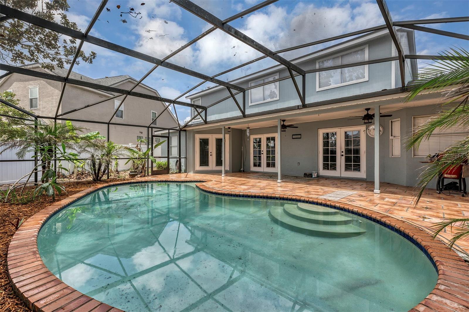 BENTLEY WOODS - Residential