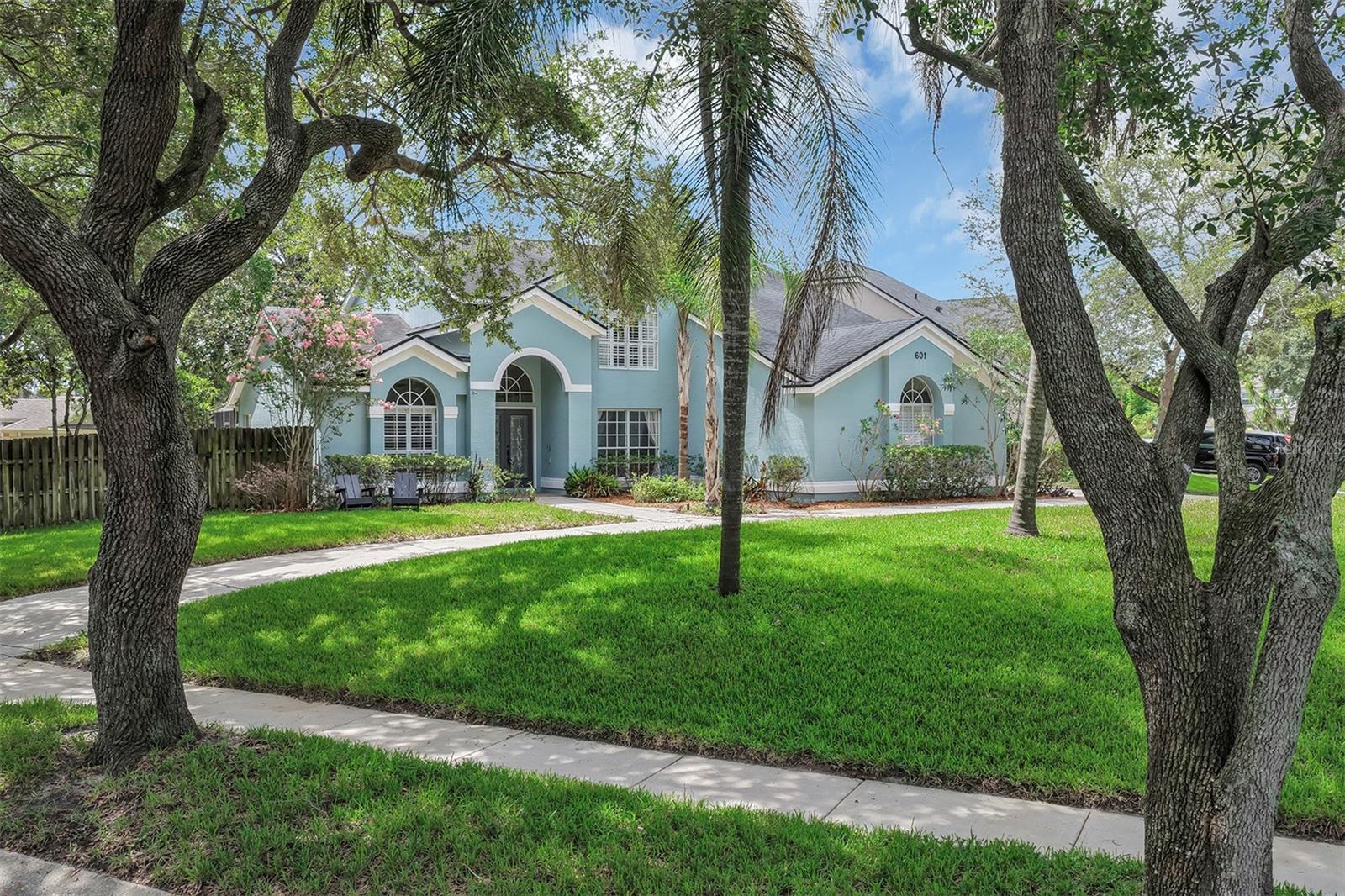 BENTLEY WOODS - Residential