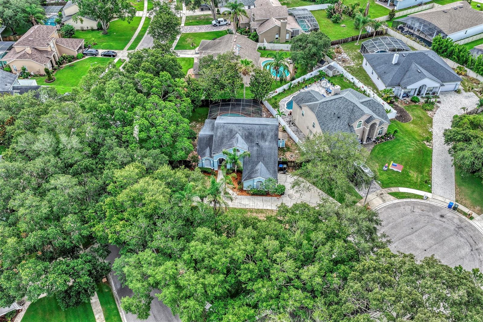 BENTLEY WOODS - Residential