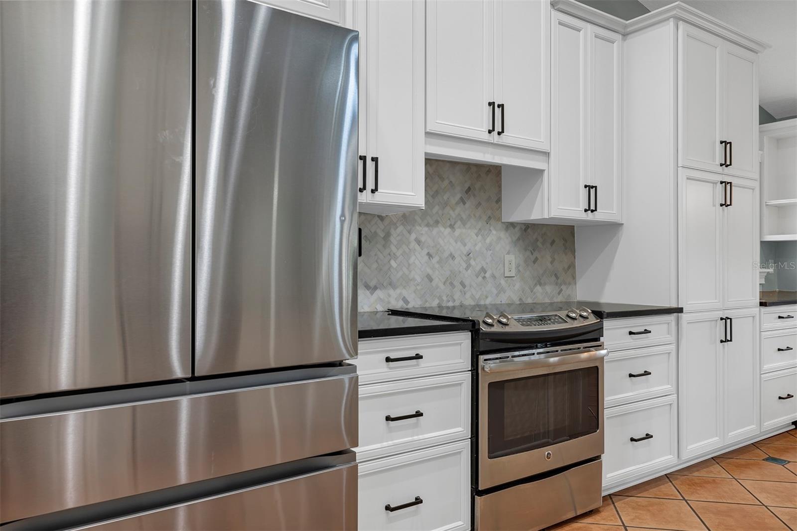 BENTLEY WOODS - Residential