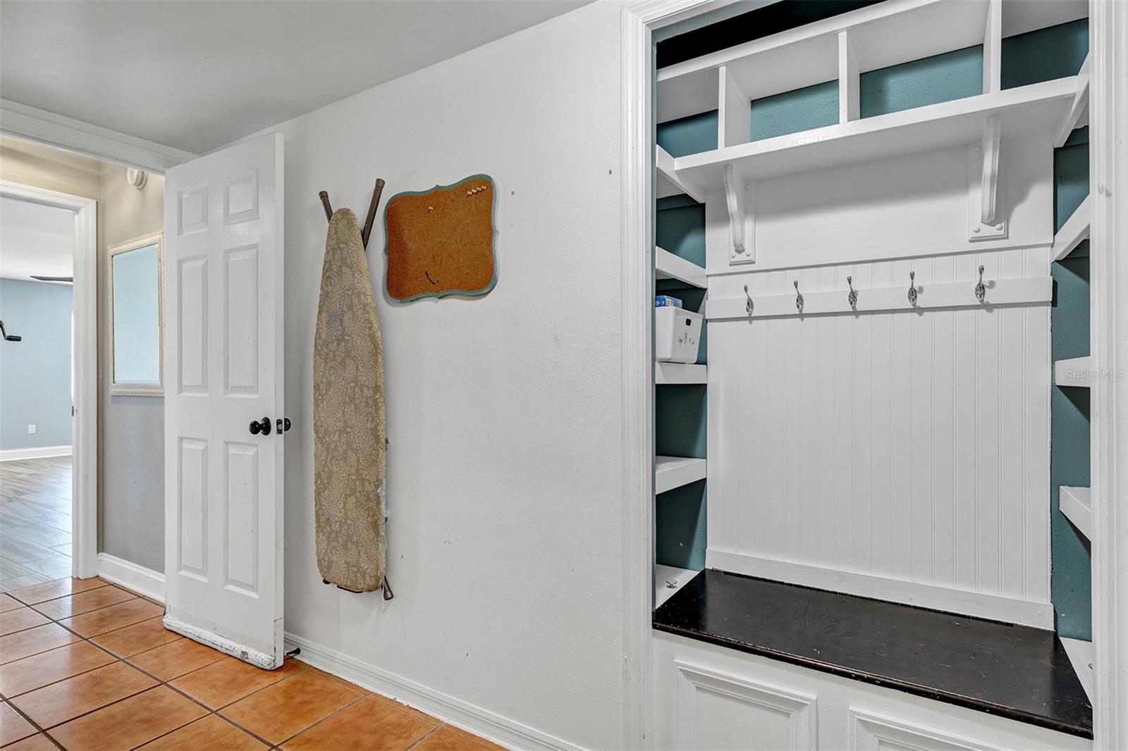 BENTLEY WOODS - Residential