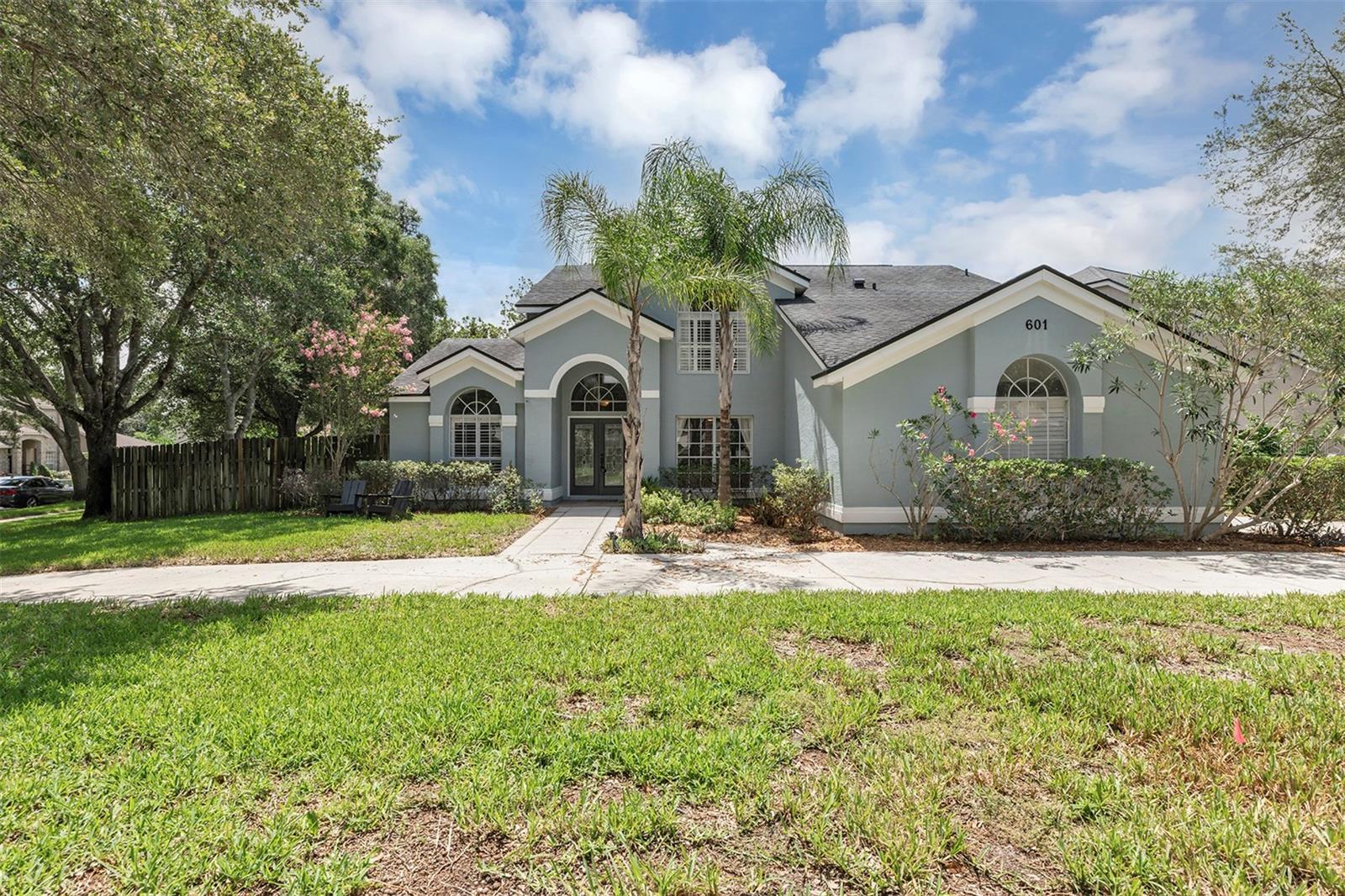 BENTLEY WOODS - Residential