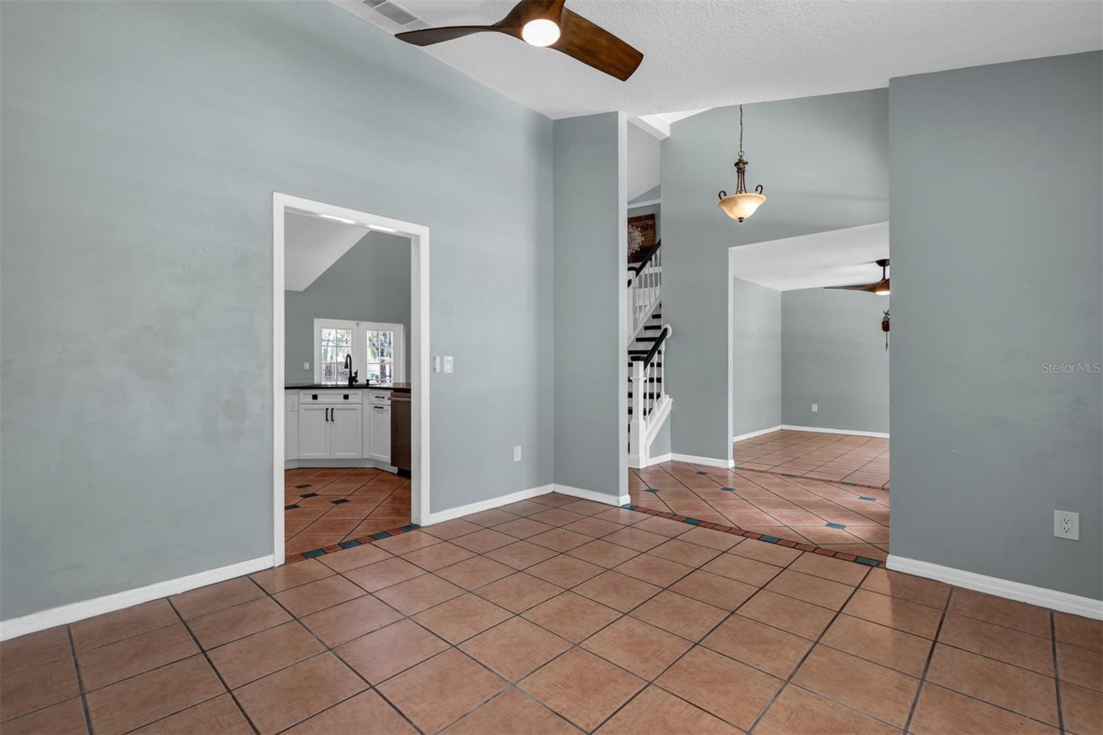 BENTLEY WOODS - Residential