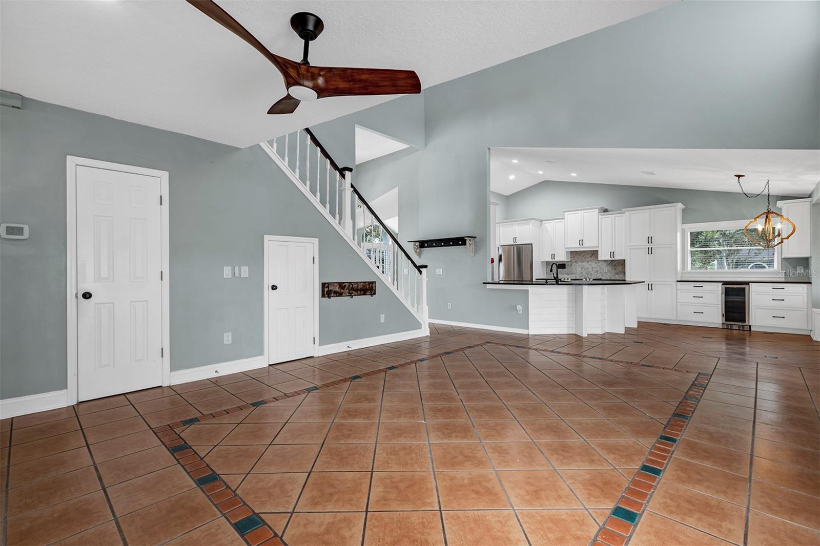 BENTLEY WOODS - Residential