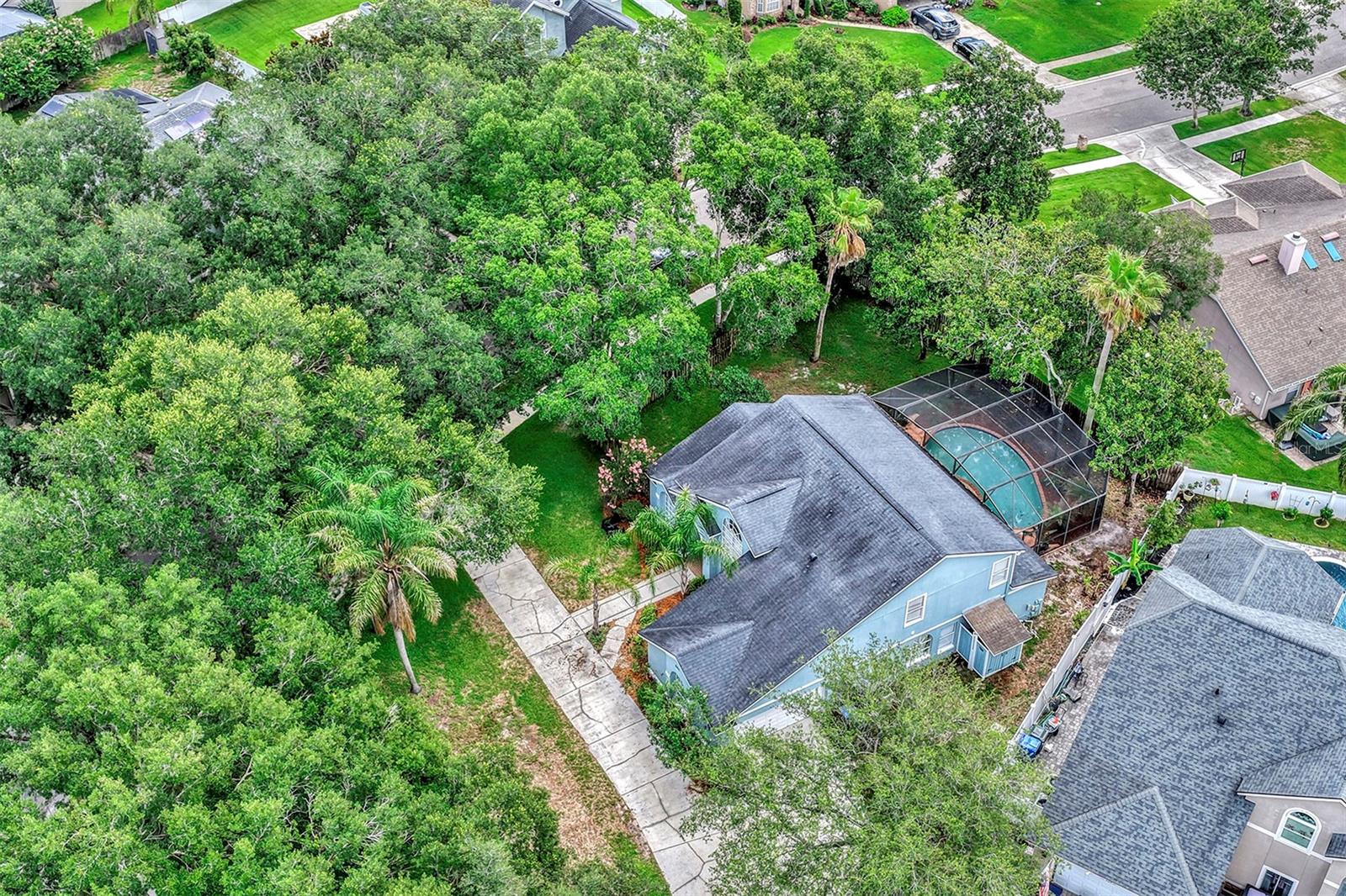 BENTLEY WOODS - Residential