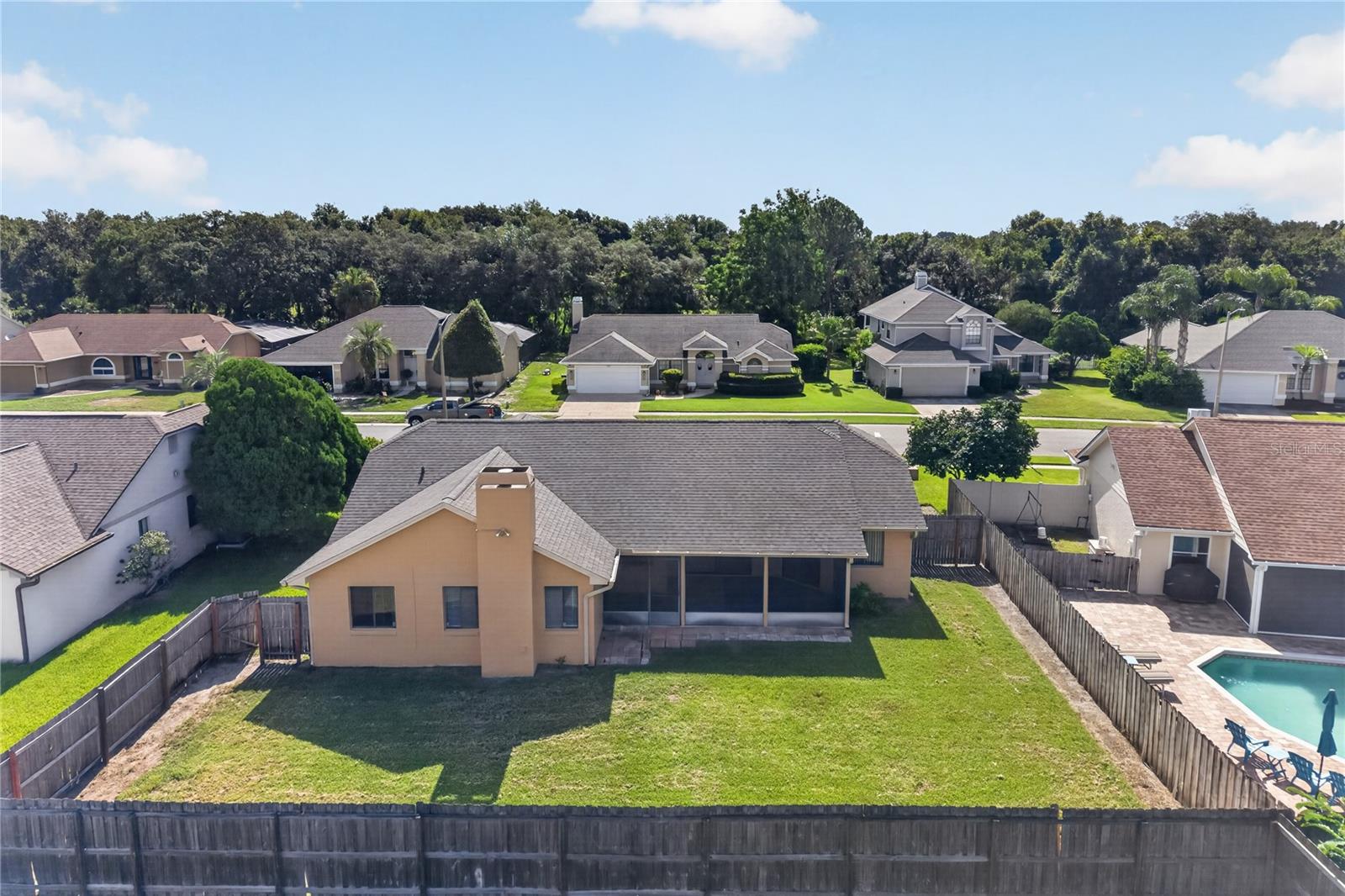 AUTUMN GLEN - Residential Lease