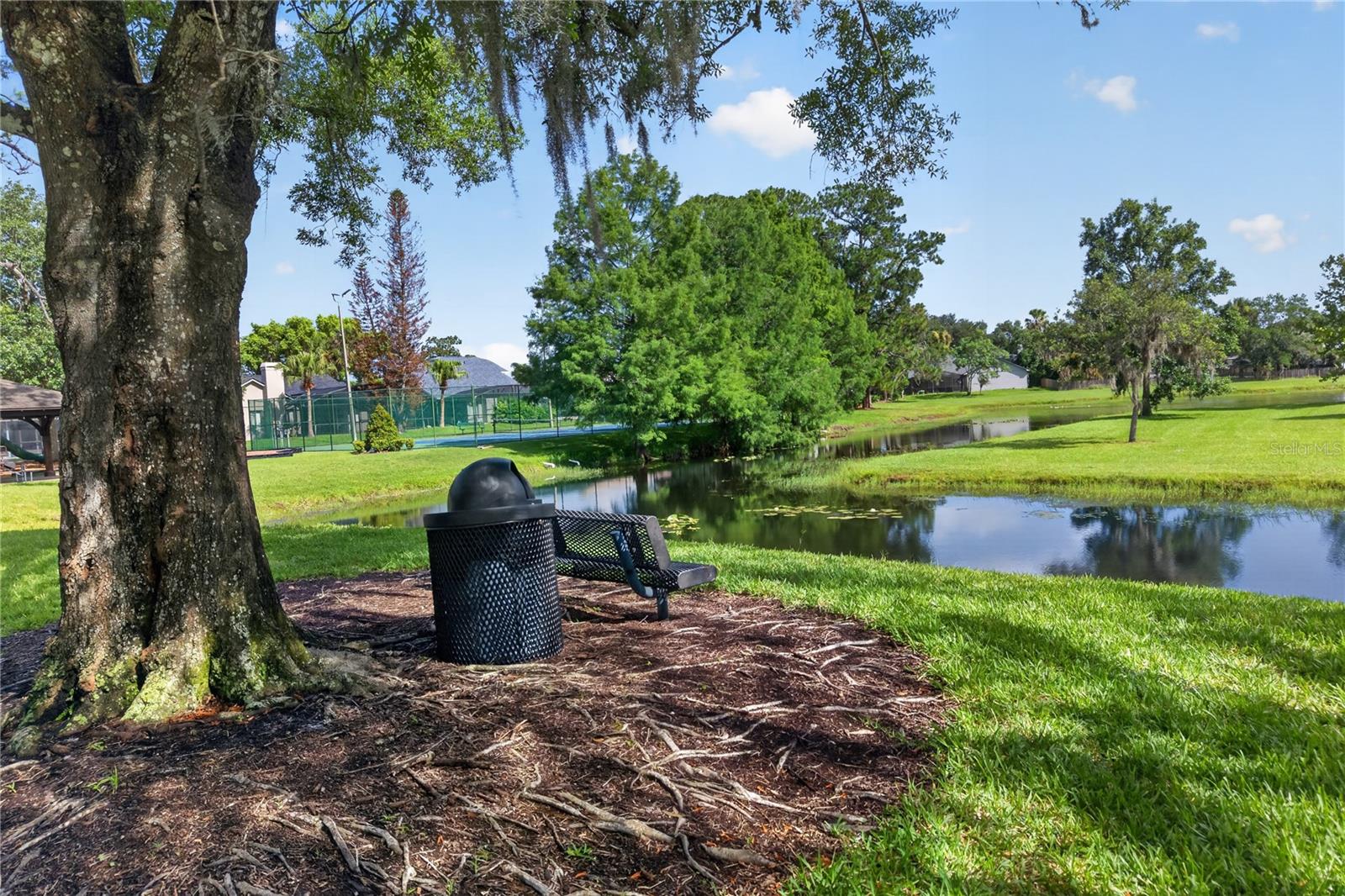 AUTUMN GLEN - Residential Lease