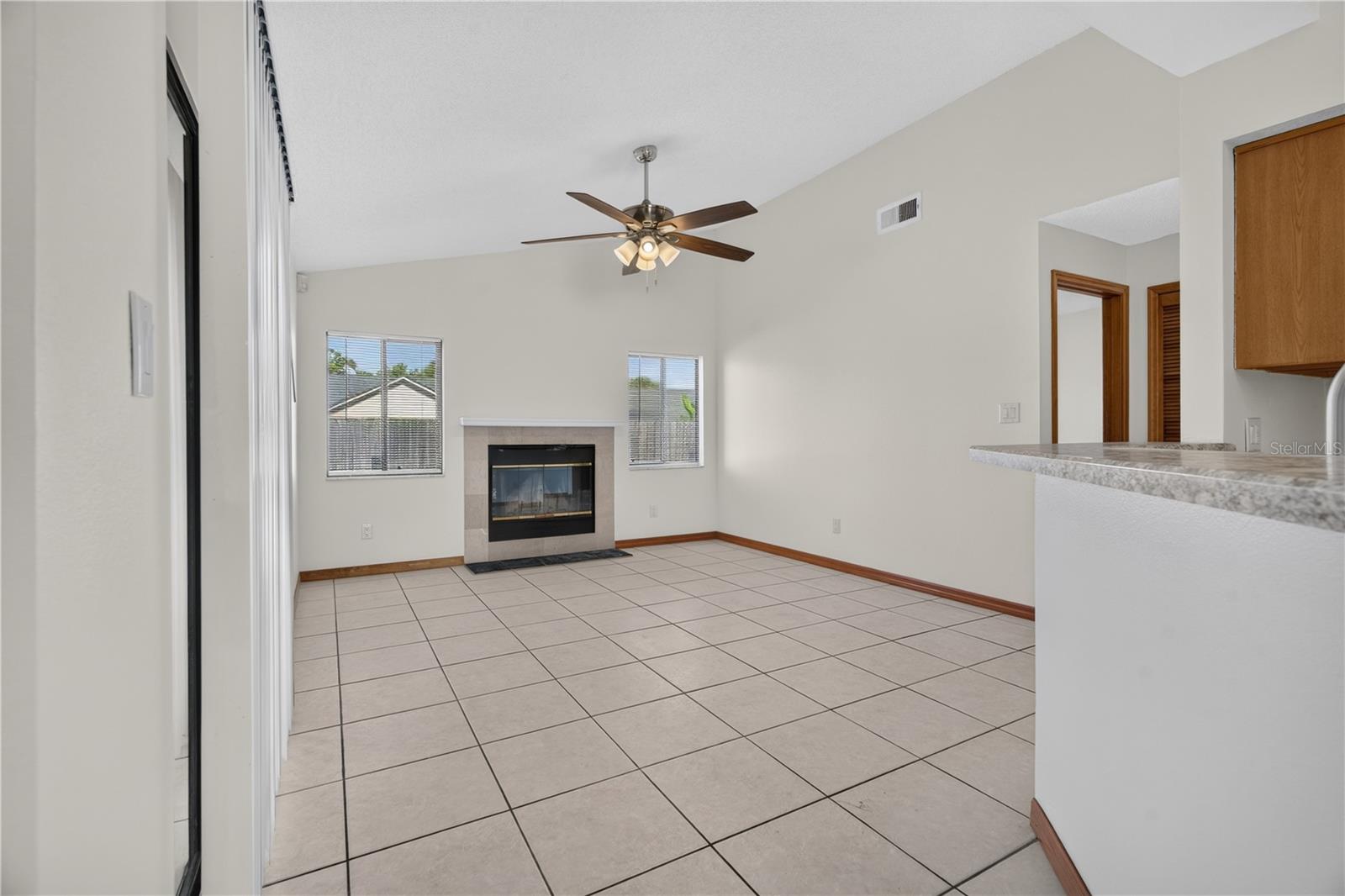 AUTUMN GLEN - Residential Lease