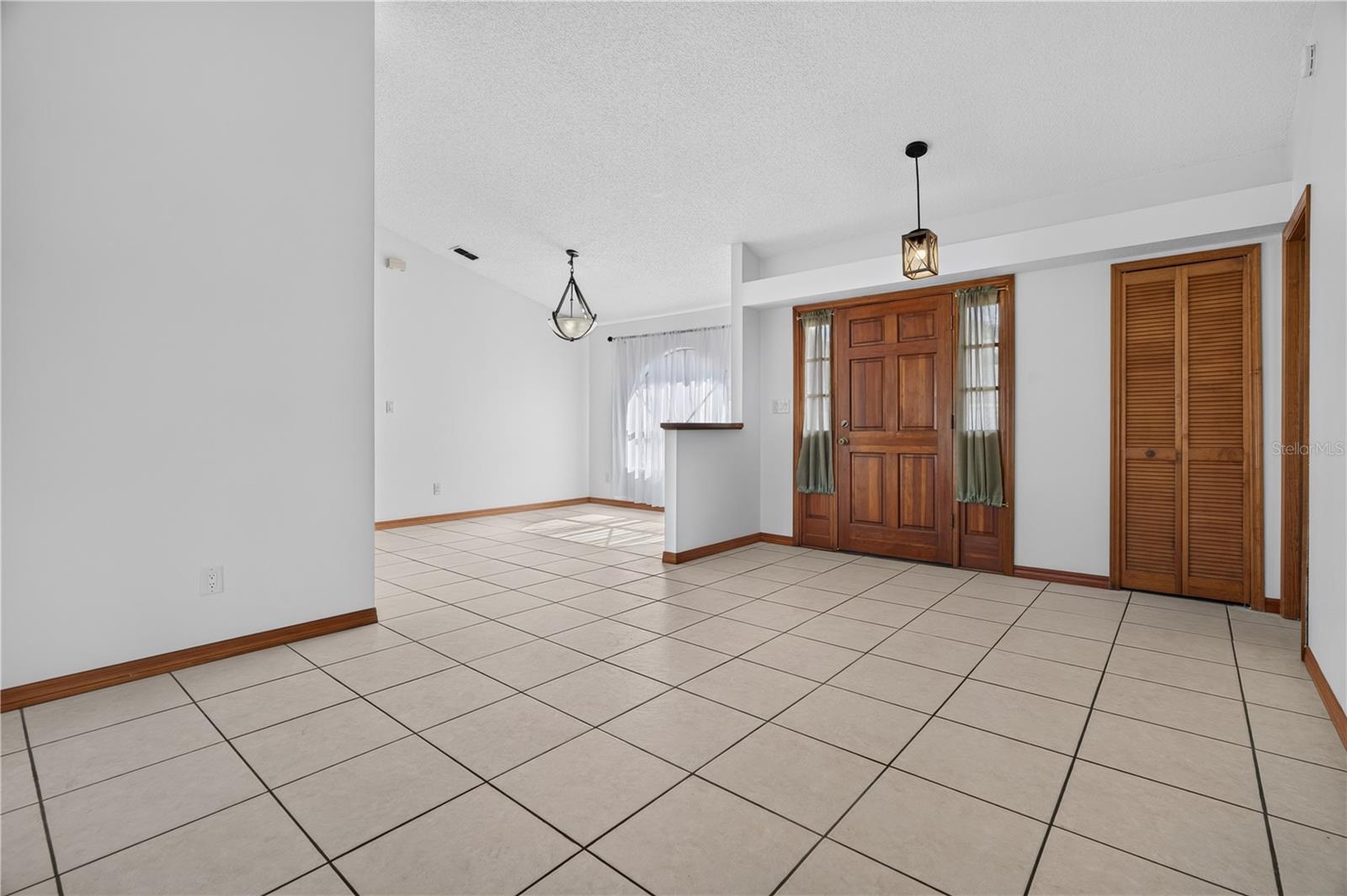 AUTUMN GLEN - Residential Lease