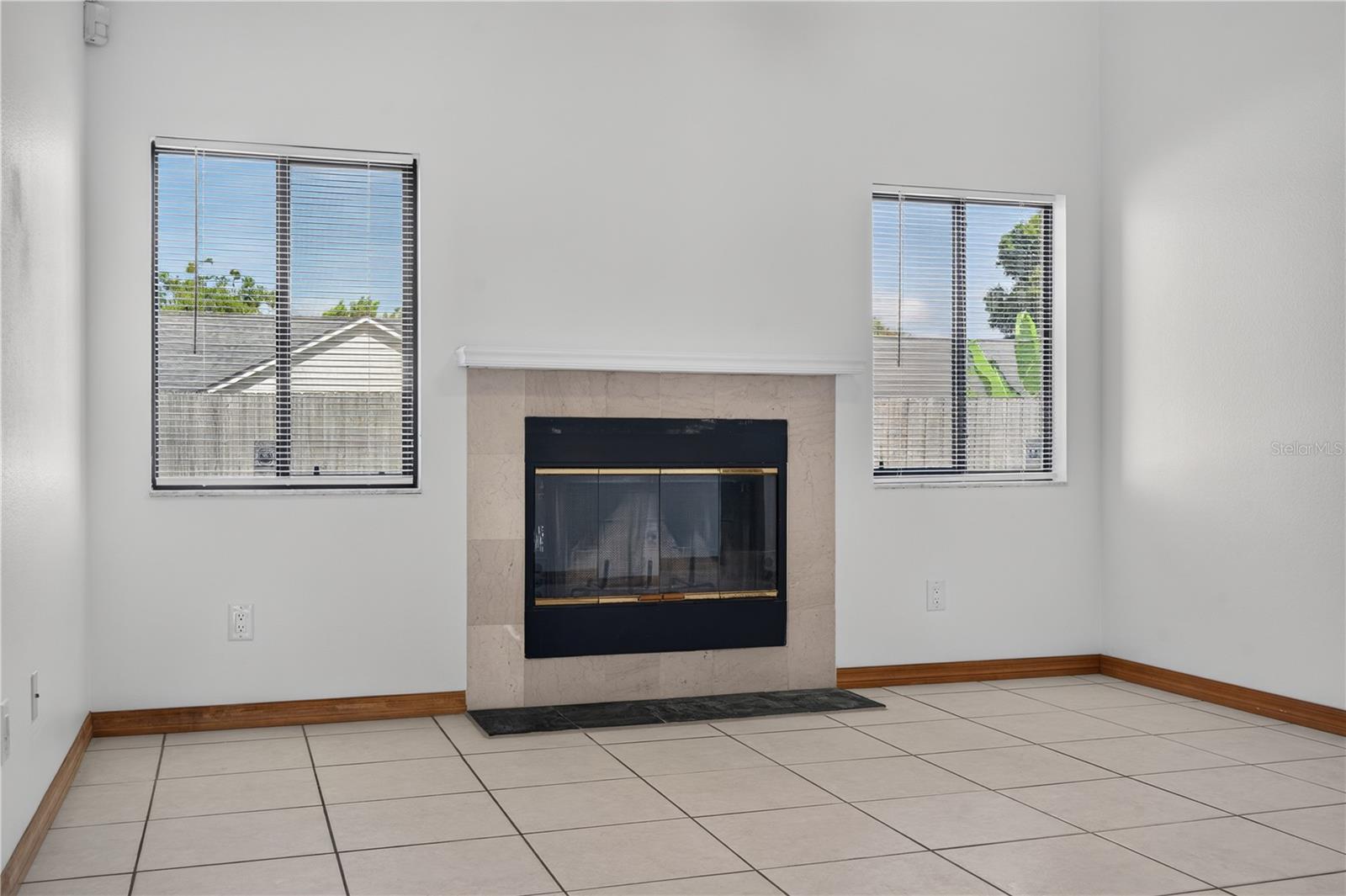 AUTUMN GLEN - Residential Lease