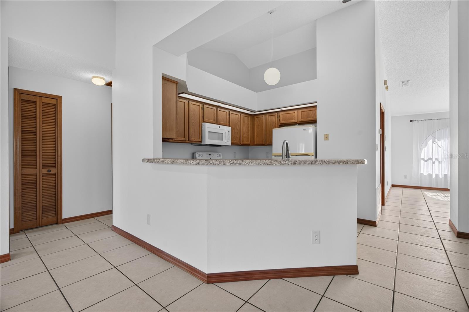 AUTUMN GLEN - Residential Lease