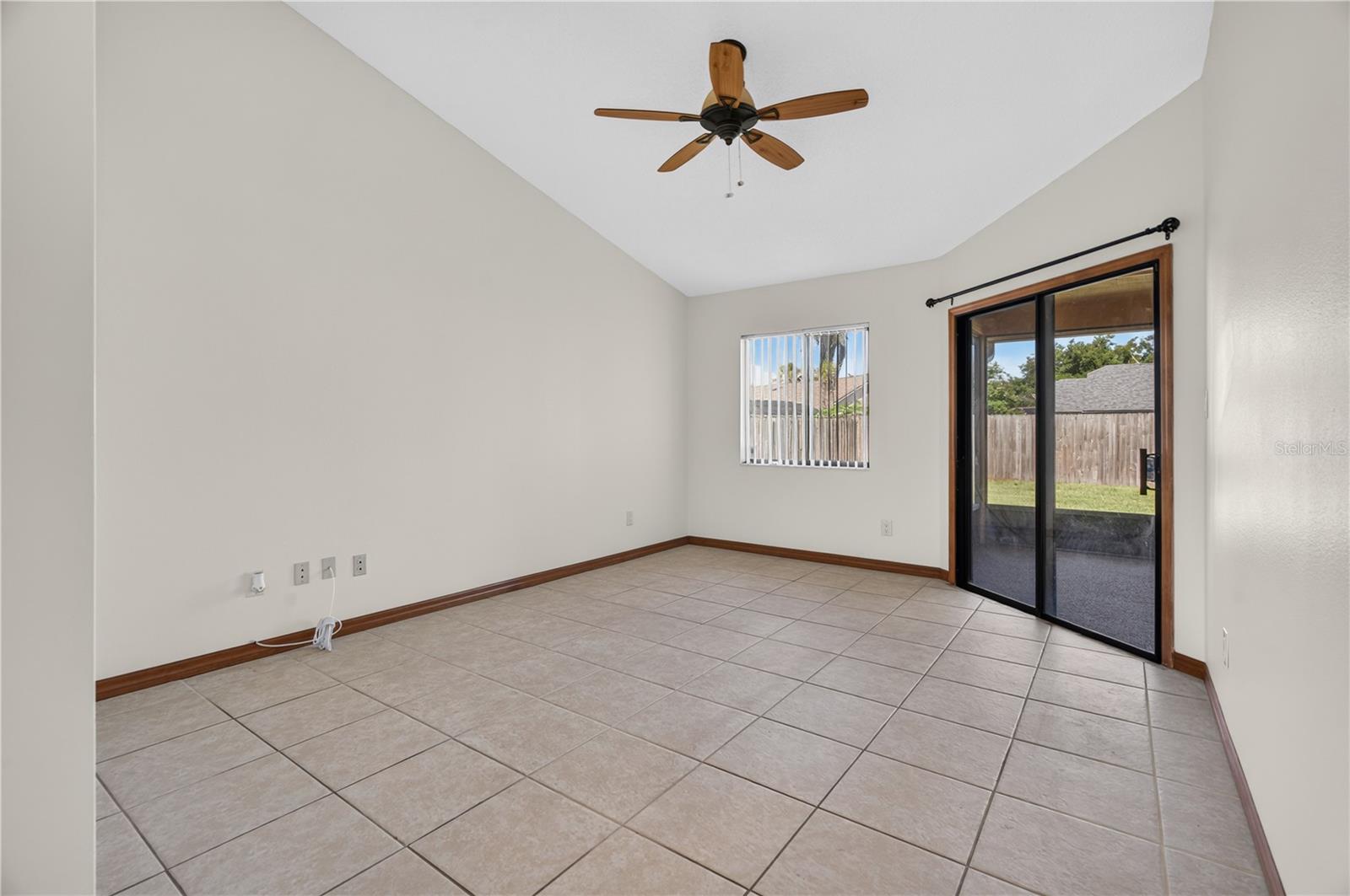 AUTUMN GLEN - Residential Lease