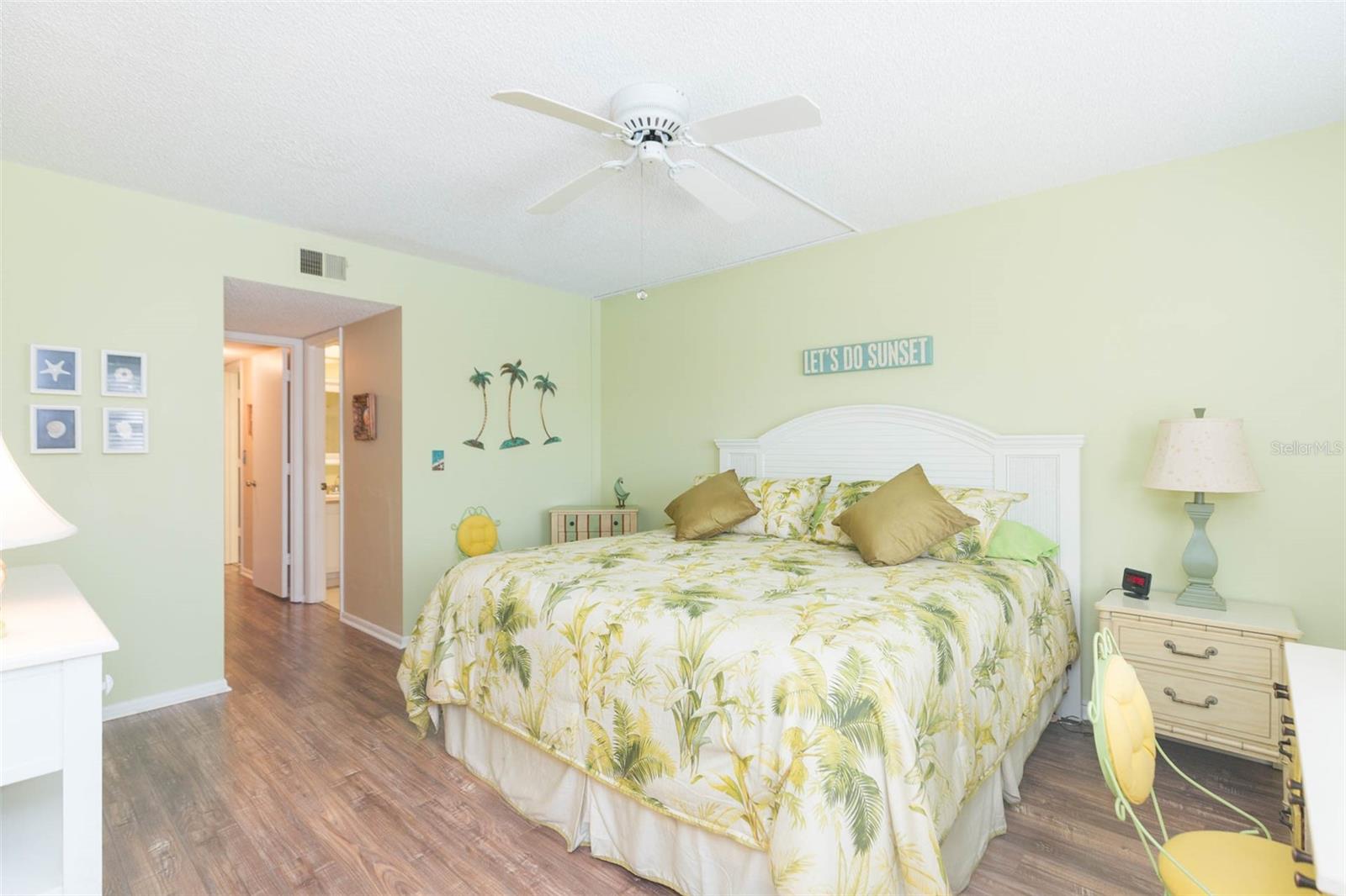 DESOTO SQUARE VILLAS - Residential