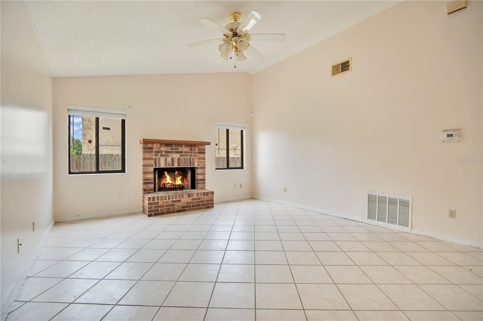 KENSINGTON SEC 04 - Residential
