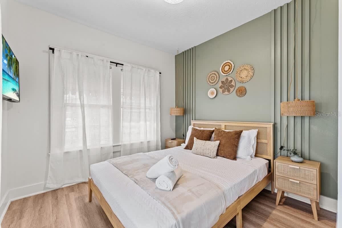 TOLIGA LAKE VIEW - Residential Income