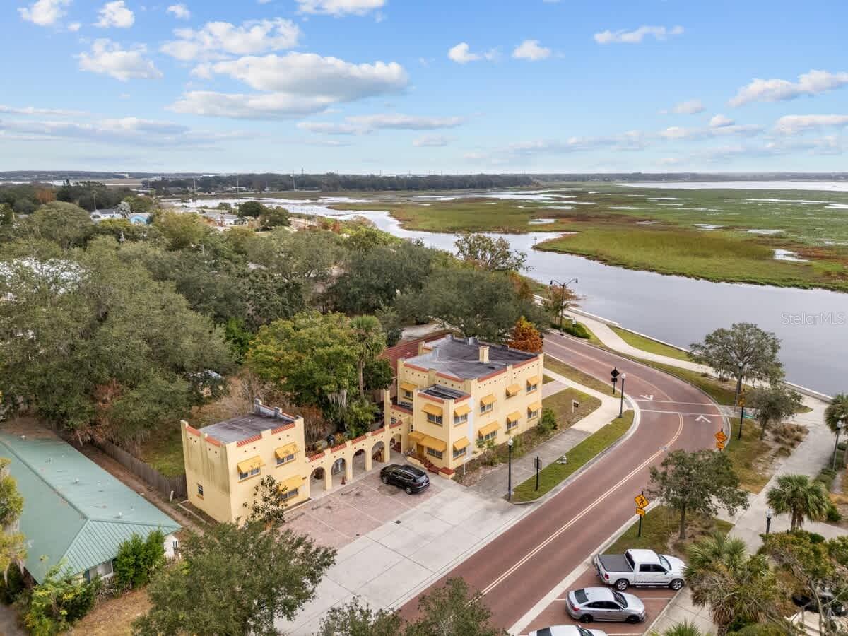 TOLIGA LAKE VIEW - Residential Income