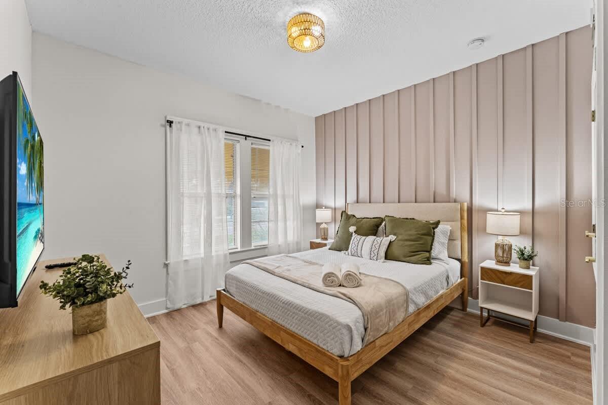 TOLIGA LAKE VIEW - Residential Income