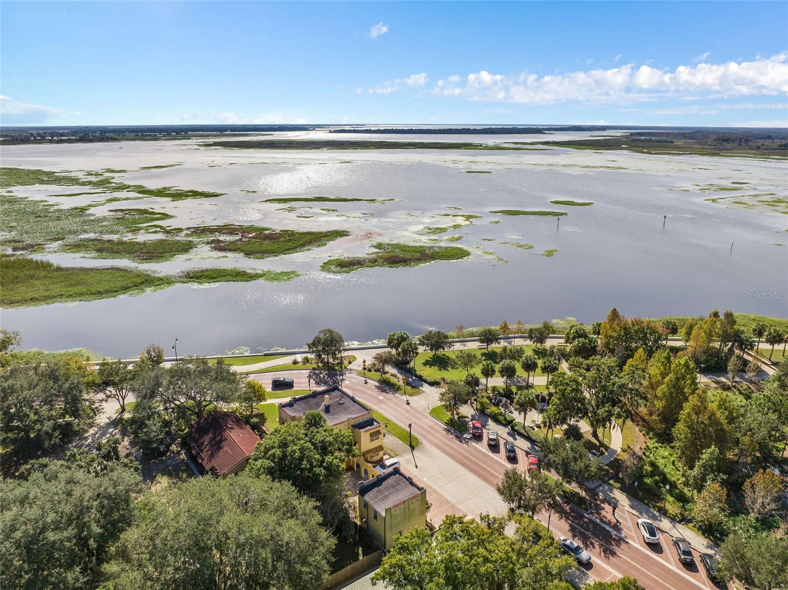 TOLIGA LAKE VIEW - Residential Income