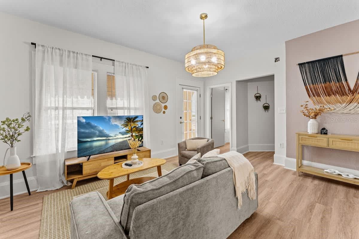 TOLIGA LAKE VIEW - Residential Income